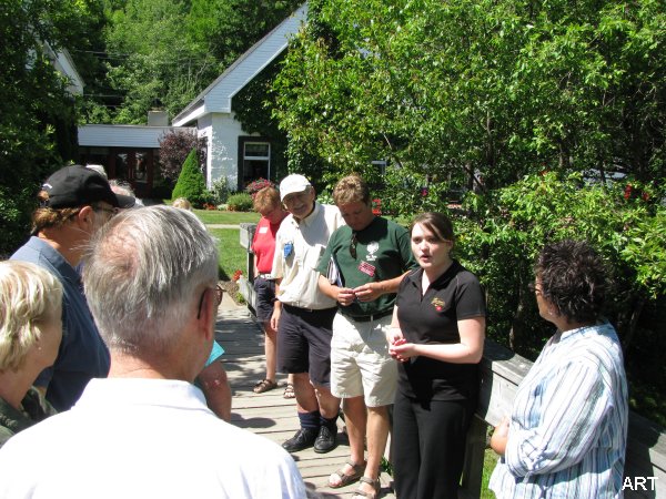 TOUR GROUP