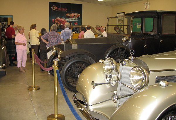 DISPLAY AREA