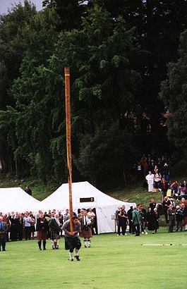 TOSSING THE CABER