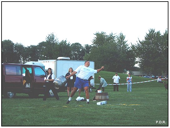 OPEN BEER KEG TOSS