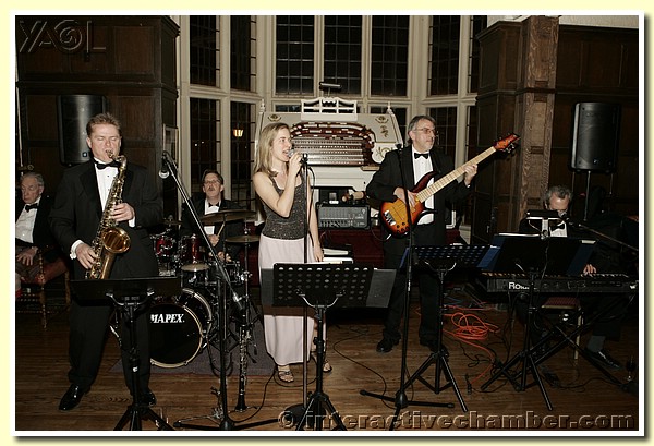 DANCE ORCHESTRA